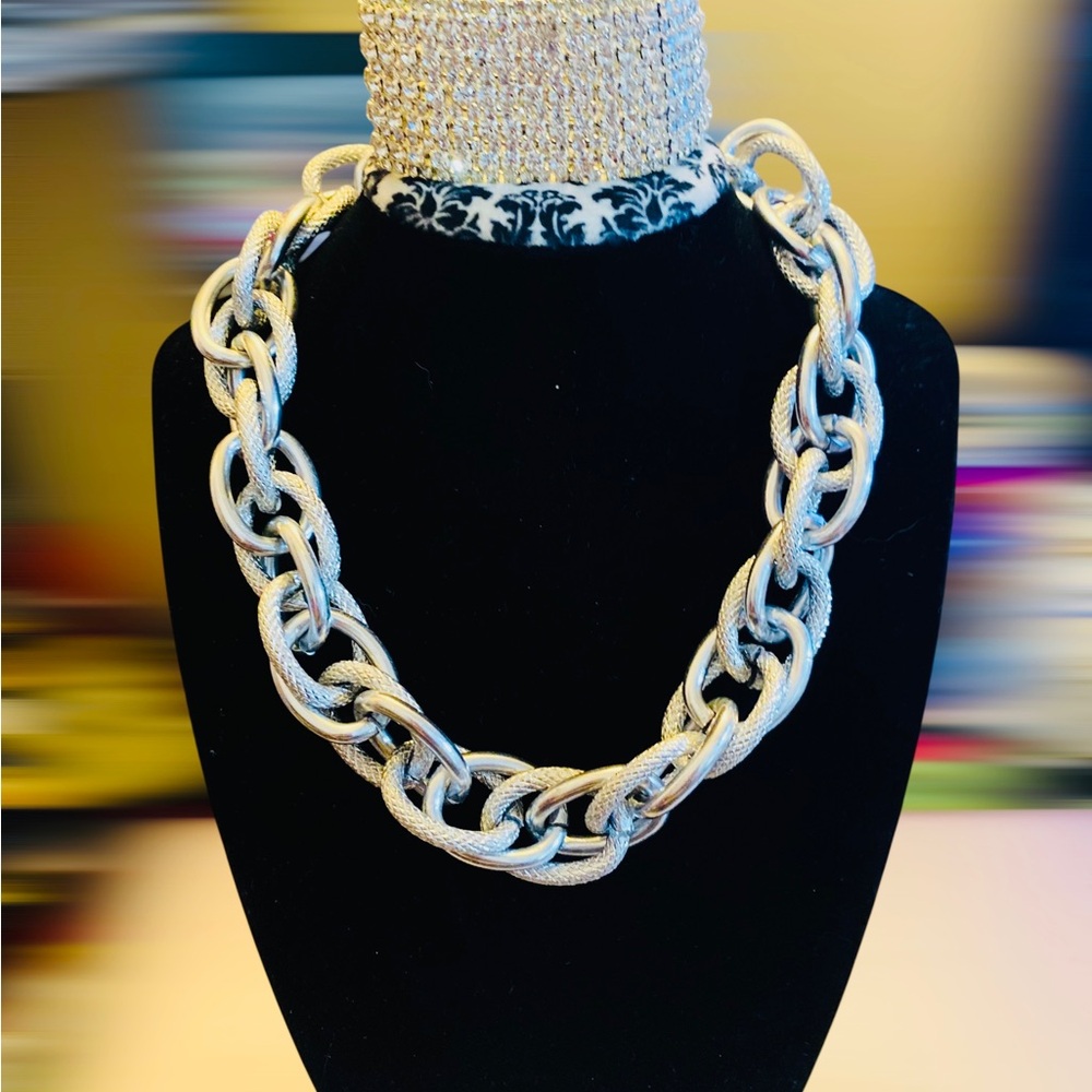 Elegant Silver Chain Necklace Set & Sunglasses Set 4pcs - Picture 10 of 16